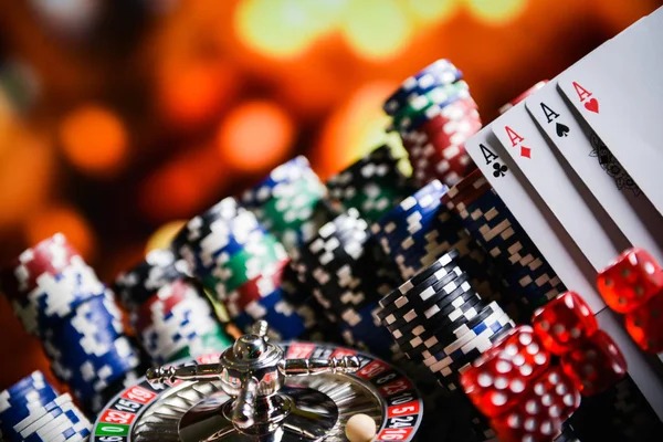 devesto Dadu Online game interface showing dice prediction options and draw schedule
